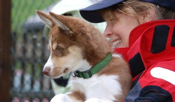 Frau mit Hund bei Ausbildung Hundeerziehungsberater